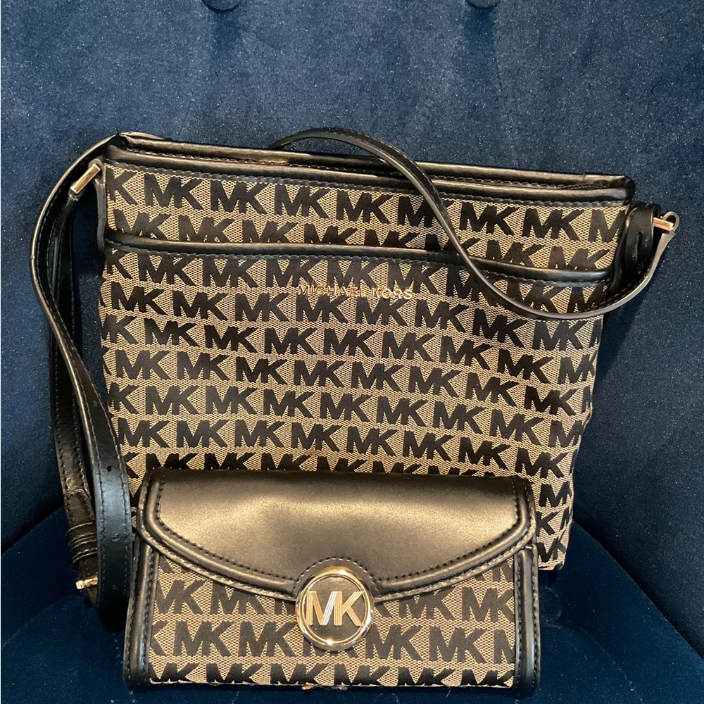 Michael Kors Black and Tan Crossbody Bag Set